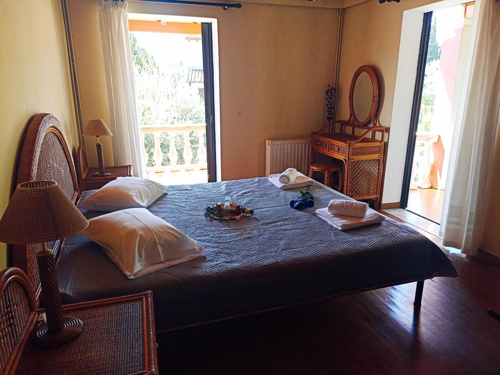Iren Holiday Apartment Ипсос Экстерьер фото