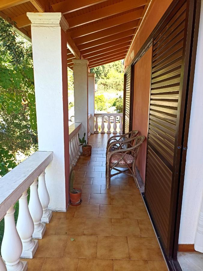 Iren Holiday Apartment Ипсос Экстерьер фото